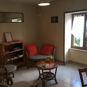 Auberge Des Petits Hotel
